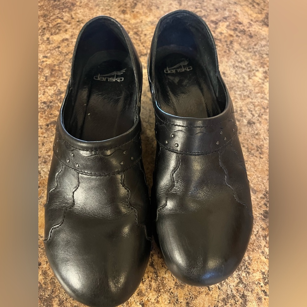 Dansko Black Leather Women's Mules